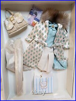 Continental Holiday Silkstone Barbie Doll Giftset 2001 Mattel 55497 Nrfb