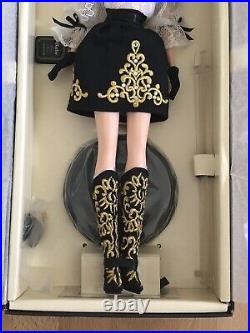DULCISSIMA Silkstone Barbie Doll BFMC GOLD LABEL 2014 NRFB Mattel