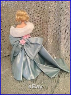 Delphine Silkstone Fashion Model Barbie Doll Limited Edition 26929 2000