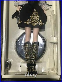 Dulcissima Silkstone Barbie Doll Fashion Model Collection 2013 Gold Label