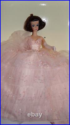 FASHION MODEL COLLECTION IN THE PINK BARBIE SILKSTONE GOLD LABEL Displayed Mint