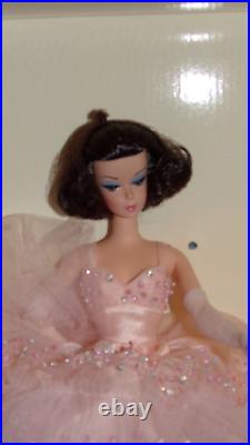 FASHION MODEL COLLECTION IN THE PINK BARBIE SILKSTONE GOLD LABEL Displayed Mint