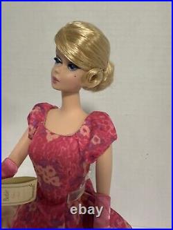 Fashionably Floral Silkstone Barbie Doll Gold Label With Extra Dress