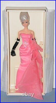 Glam Gown Barbie doll NRFB Fashion Model Silkstone Doll 2016 Ltd edition