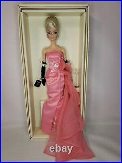 Glam Gown Silkstone Barbie Doll 2016 Gold Label Mattel Dgw58 Nrfb