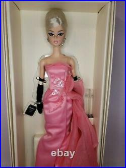 Glam Gown Silkstone Barbie Doll 2016 Gold Label Mattel Dgw58 Nrfb