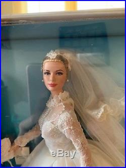 Grace Kelly The Bride Genuine Silkstone Body Collector Barbie- Gold Label