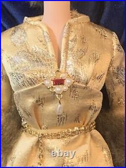 Je Ne Sais Quoi Barbie Doll Silkstone Gold Label Barbie Fashion Model Collection