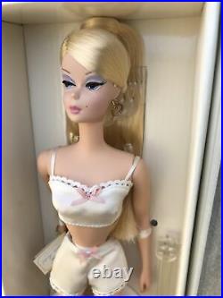 Lingerie Blonde Barbie #1 In The Collectionnrf Mint Boxerror On The Spelling