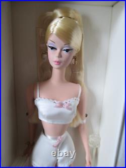Lingerie Silkstone Barbie #1 NRFB Fashion Model Collection Limited Error Box