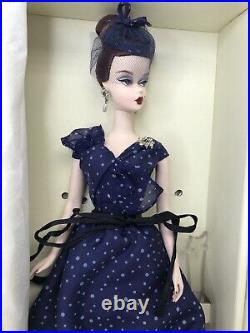 Mattel Barbie Doll Silkstone Fashion Model Parisienne Pretty 2009 With Box