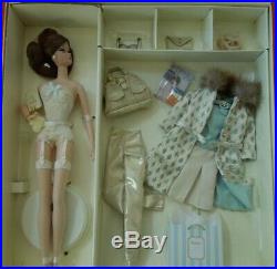 Mattel Barbie Silkstone Continental Holiday Gift set Fashion Model Collection