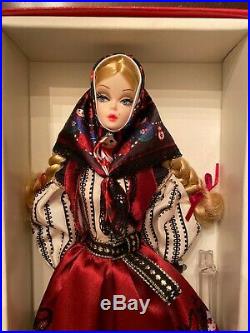 Mila BMFC Barbie Fashion Model Collection Silkstone Doll NRFB T7675 Gold Label