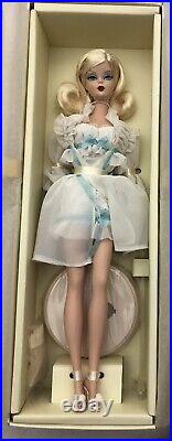 Mint in Box 2006 Mattel Gold Label The Ingenue Silkstone Barbie Doll K7932 NRFB