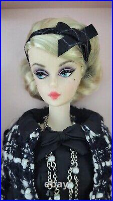 NEW Boucle Beauty Silkstone 2015 Doll Gold Label Mattel Barbie