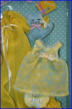 NEW Mattel KITTY CORNER SILKSTONE FRANCIE Barbie Doll Giftset Mint Box NRFB