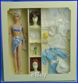 New Nrfb Spa Getaway Silkstone Barbie Doll Giftset Fashion Model Collection Le