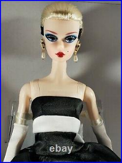 Nrfb Barbie Doll N716 Barbie Black & White Forever Articulated Silkstone