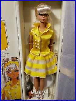 Palm Beach Honey Silkstone Barbie Doll 2009 Gold Label Mattel R4485 Nrfb