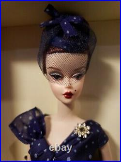Parisienne Pretty Silkstone Barbie Doll 2009 Gold Label Mattel #n6594 Nrfb
