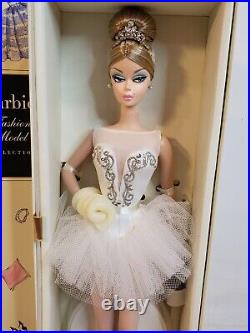 Prima Ballerina Silkstone Barbie Doll 2009 Gold Label Mattel P4753 Nrfb