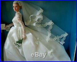 Rare GRACE KELLY THE BRIDE SILKSTONE Barbie NRFB Gold Label T7942