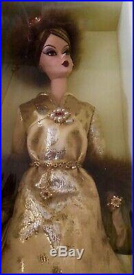 SILKSTONE Barbie JE NE SAIS QUOI NRFB Gold LABEL 2008 #L9598 NRFB