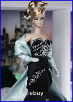 STOLEN MAGIC SILKSTONE BARBIE 2005 GOLD LABEL Fashion Model Collection G8072