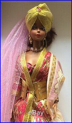 Silkstone Arabian Glamour Barbie NRFB LE 50 2019 Portuguese convention Portugal