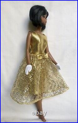 Silkstone Barbie 2002 AA Lingerie Doll Sylvia Campbell Orig Gold Dress LOVELY