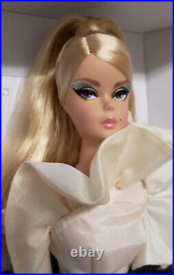 Silkstone Barbie 2019 Diamond Jubilee Convention Platinum Mattel Caucasian Rober