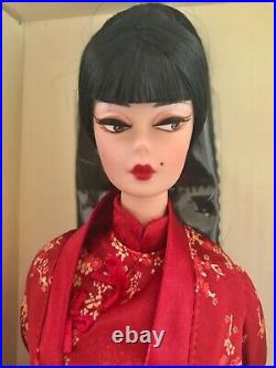 Silkstone Barbie RED MOON 2004 #B3431 NRFB