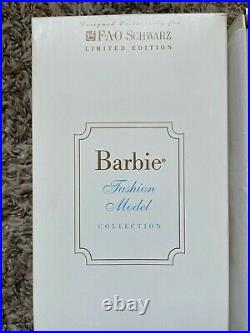 Silkstone Barbie The Fashion Editor Doll BFMC Gold Label NRFB FAO EXCLUSIVE