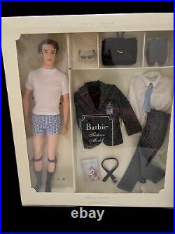 Silkstone Fashion Insider Ken Doll Gift Set Fashion Model Collection #56706 NRFB