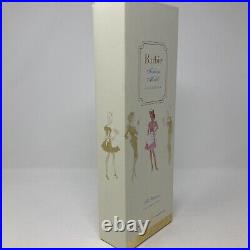 Silkstone Fashion Model Barbie Doll The Waitress 2006 Mattel BFMC J8763 NRFB
