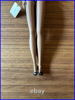 Since 1959 DEBUT AA Silkstone Barbie 2009 50th Anniversary Gold Label BFMC N5007