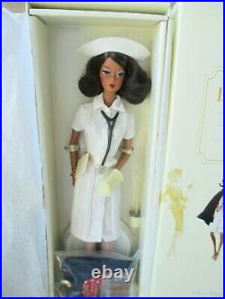 THE NURSE AA SILKSTONE BARBIE NRFB PLATINUM LABEL- Mint! #869/999 K5870