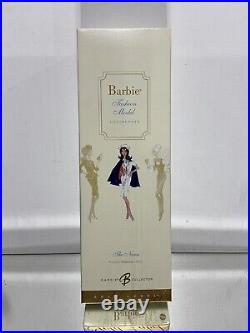 THE NURSE SILKSTONE BARBIE NRFB FASHION MODEL COLLECTION Gold Label