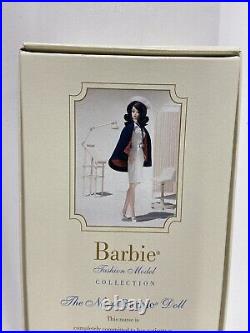 THE NURSE SILKSTONE BARBIE NRFB FASHION MODEL COLLECTION Gold Label