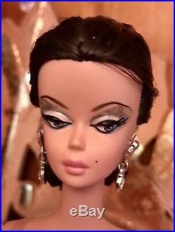THE SHOWGIRL Barbie Doll Fashion Model Silkstone 2008 #L9100 USED FOR DISPLAY