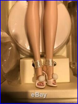 The Ingenue Barbie 2007 Barbie Silkstone Fashion Model Collection (Gold Label)
