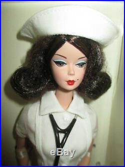 The Nurse Silkstone Barbie Nrfb Gold Label #j4253
