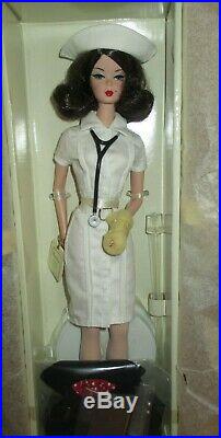 The Nurse Silkstone Barbie Nrfb Gold Label #j4253