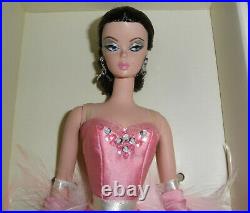 The Showgirl Silkstone Barbie Doll 2009 L9597 Only 9,100 WorldWide