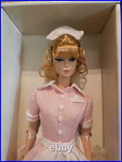 The Waitress Silkstone Barbie BFMC Career Collection NRFB #J8763 MINT