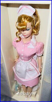 The Waitress Silkstone Fashion Model Barbie Robert Best Mattel 2005 NRFB J8763