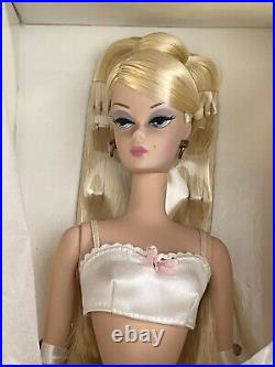 VTG 2000 Mattel #26930 Barbie Fashion Model Lingerie Silkstone Doll NIB