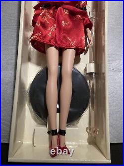 Vintage Barbie Mattel Silkstone 2004 Gold Label Chinoiserie Red Moon NRFB